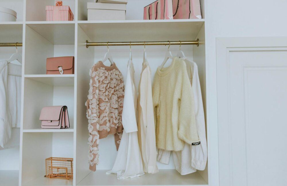 Decluttering methods for busy bedrooms